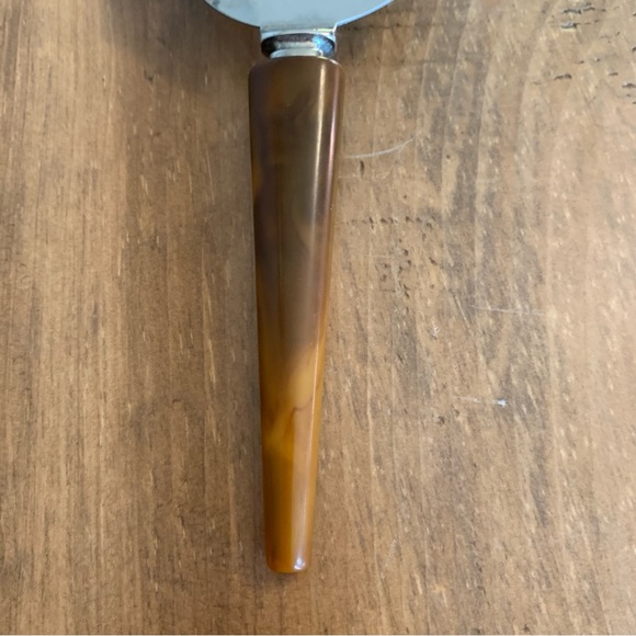 Vintage Cake Pie Knife Server Butterscotch Bakelite Handle - Picture 5 of 12